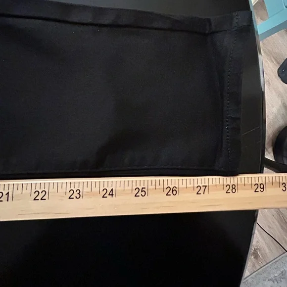 NWT Levi’s 311 Shaping Skinny Jeans Black 4 Short (27 x 28) - Picture 4 of 8
